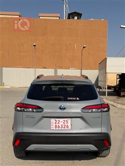 تۆیۆتا کۆرۆلا کرۆس